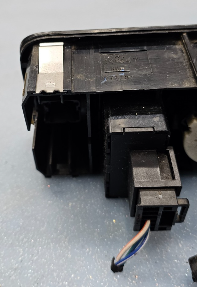 🔥2005–2009 Ford Mustang Headlight & Fog Light Switch Control black