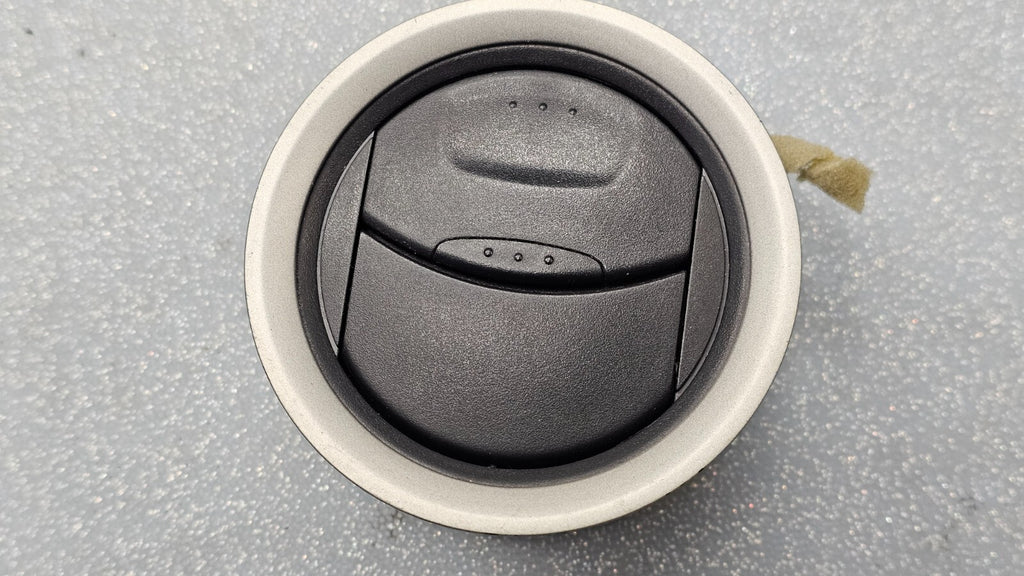 🔥14-16 FORD FIESTA DASHBOARD A/C HEATER AIR VENT Trim Assembly OEM BLACK VT61