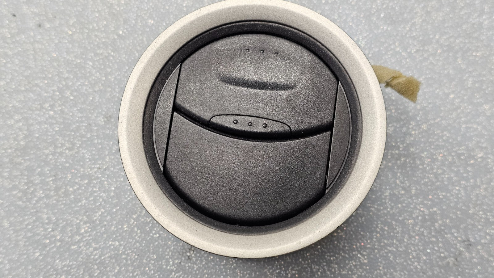 🔥14-16 FORD FIESTA DASHBOARD A/C HEATER AIR VENT Trim Assembly OEM BLACK VT61