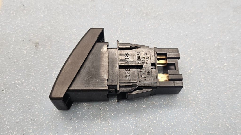 🔥2003-2005 Honda Accord Hazard  Switch BLACK