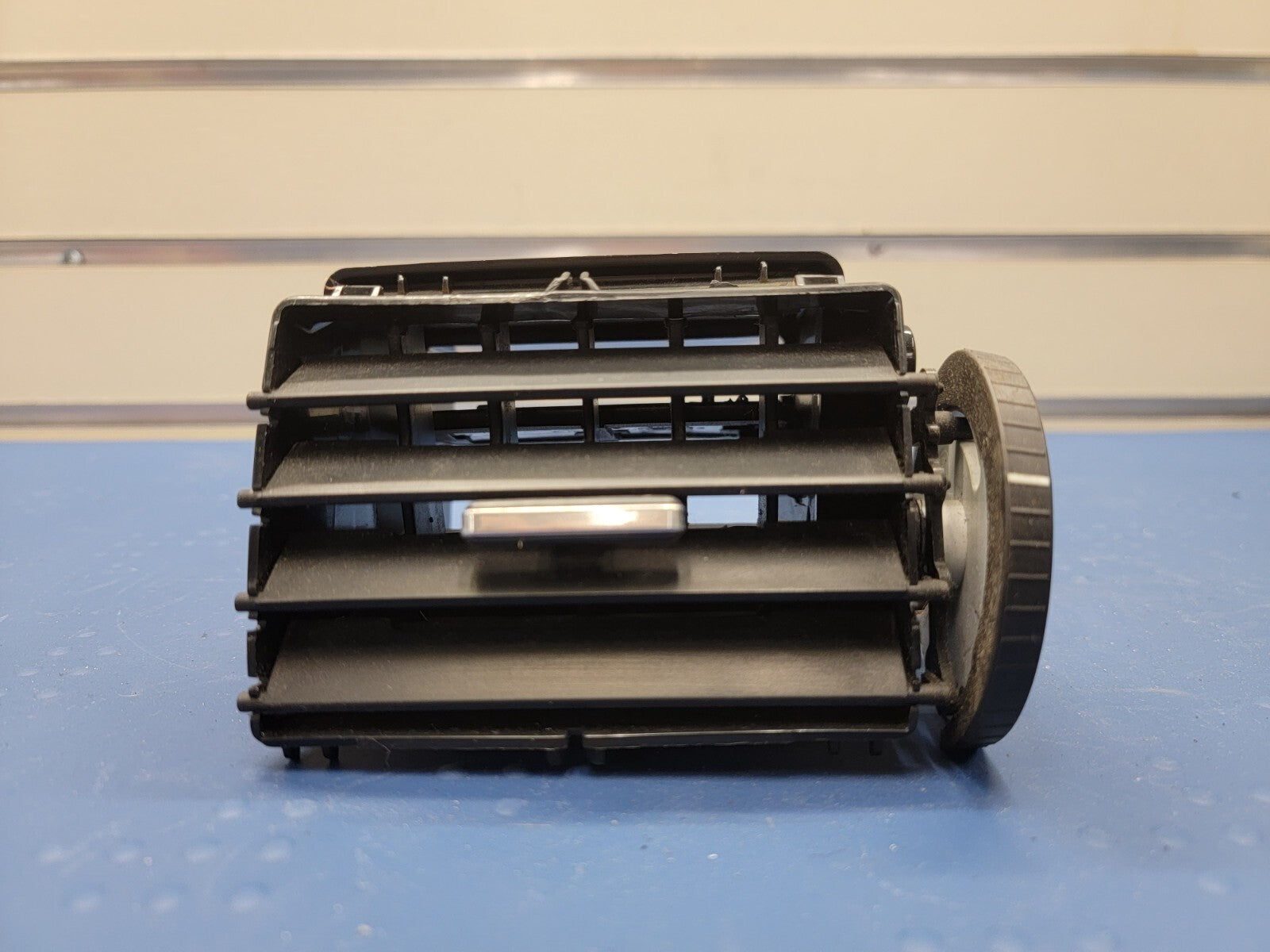 🔥2010 -2012 Ford Fusion Mercury Milan RIGHT Passenger Side Center Air Vent OEM
