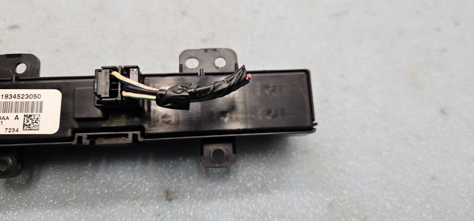 🔥11-12 Jeep Liberty Hazard ESP Off Inverter Button Switch BLACK OEM