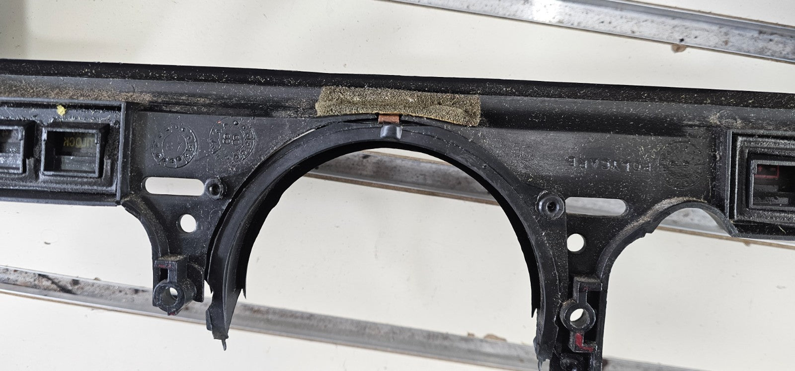 87-91 Ford F150 F250 BRONCO Dash Instrument CLUSTER Bezel Speedometer Woodgrain