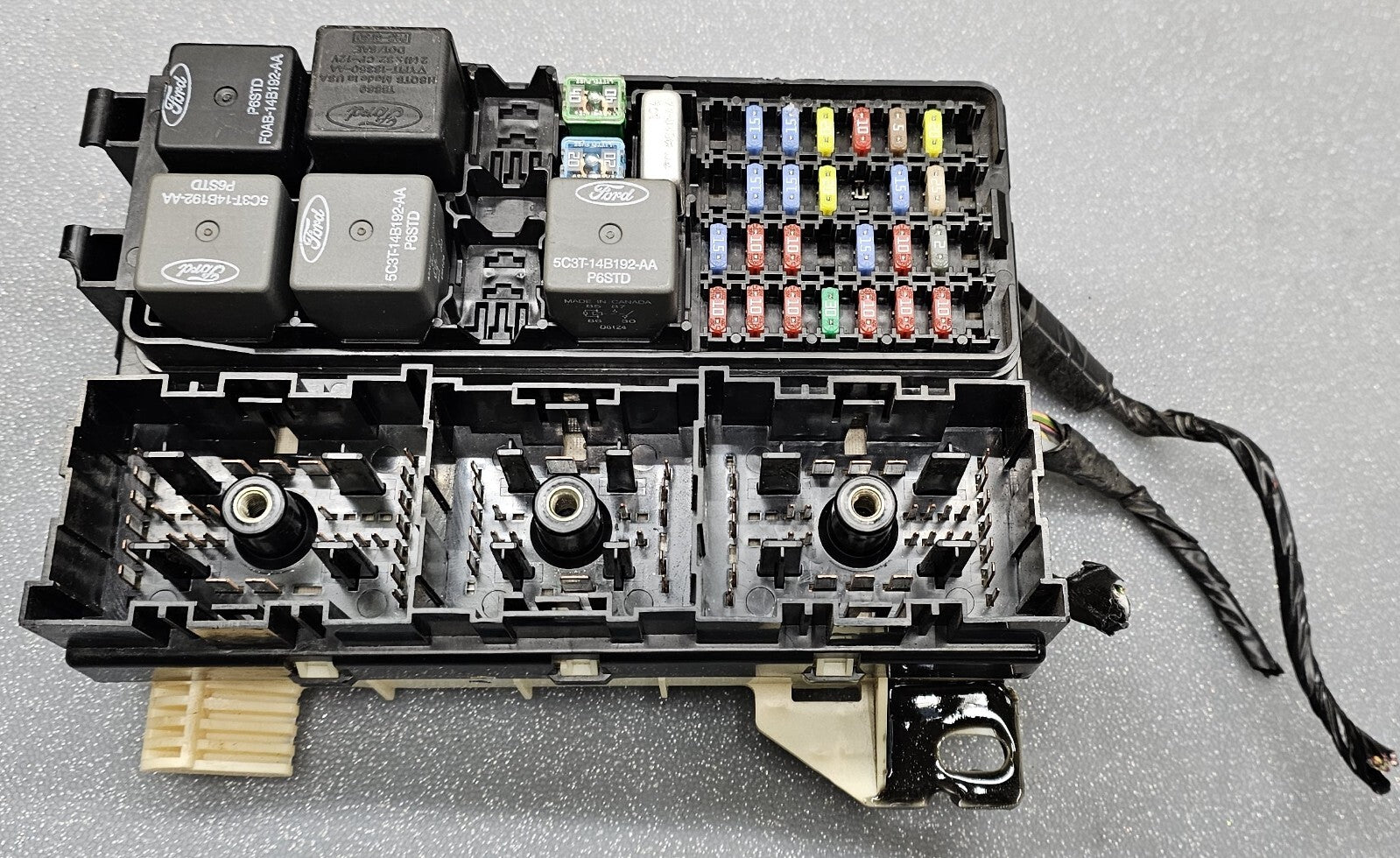 06-07 FORD TAURUS FUSE BOX BCM GEM MODULE MULTIFUNCTION RELAY OEM