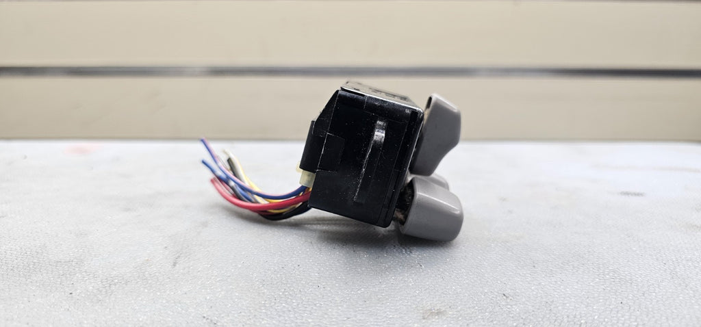 🔥05-13 SUBARU FORESTER OEM USED DRIVER LEFT SEAT SWITCH CONTROL ADJUSTMENT GRAY