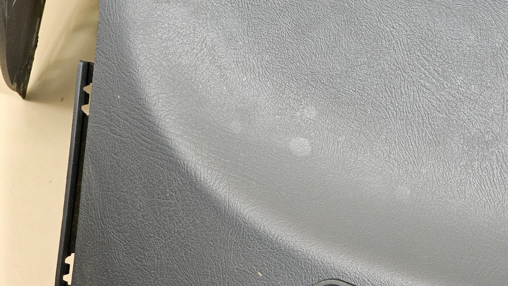 🔥99-06 SILVERADO SIERRA TAHOE Upper Cap Cover Top Dashboard Pad GRAPHITE DP1