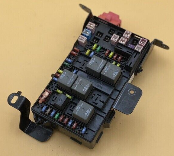 🔥2005 - 2007 Ford F250 F350 Excursion Interior Dash Fuse Block Box