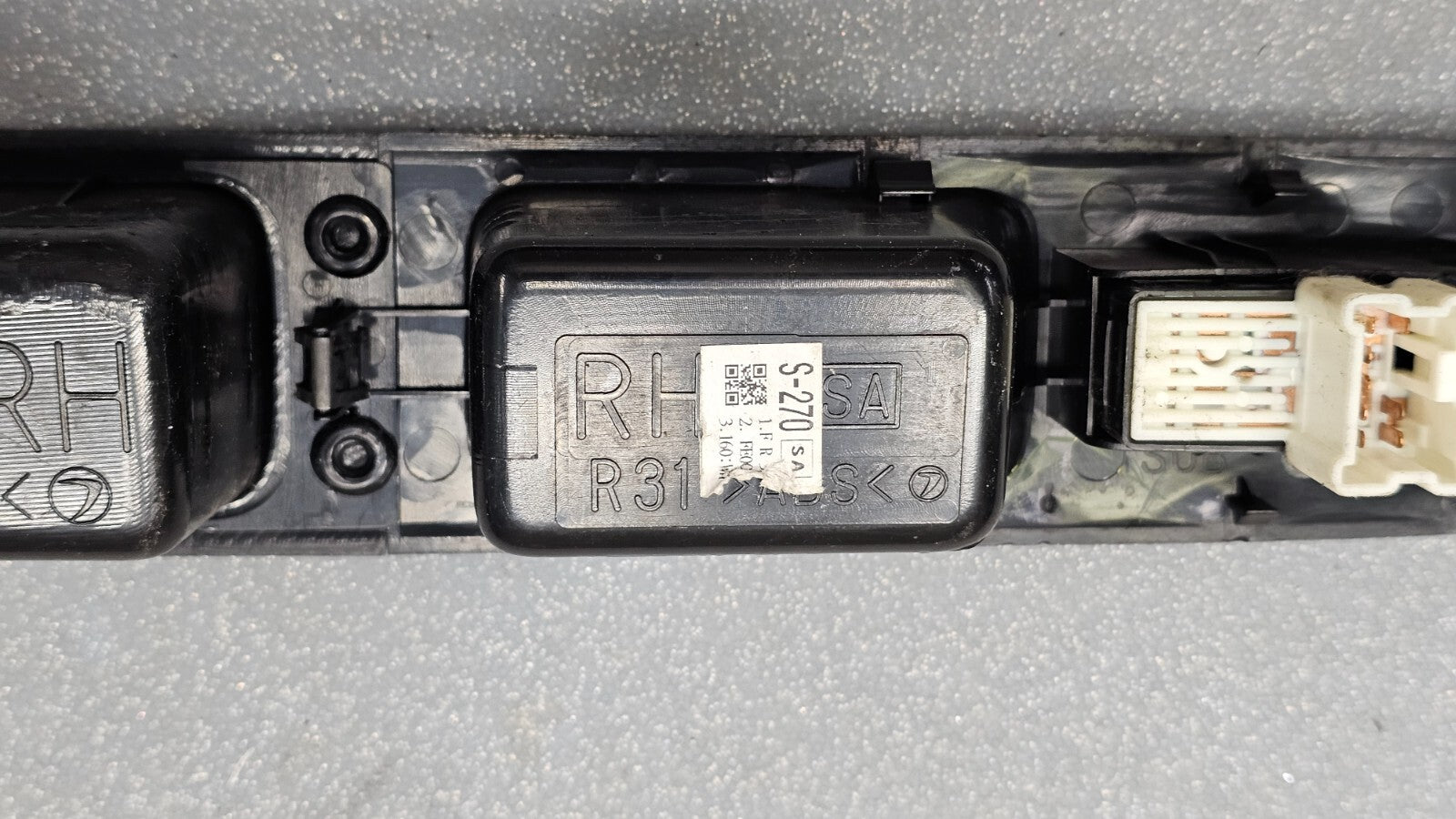🔥03-08 Forester Impreza Front Right Passenger Window Control Switch Black OEM