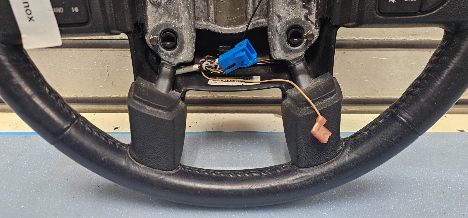 🔥05-06 CHEVROLET EQUINOX STEERING WHEEL CRUISE CONTROL BLACK OEM