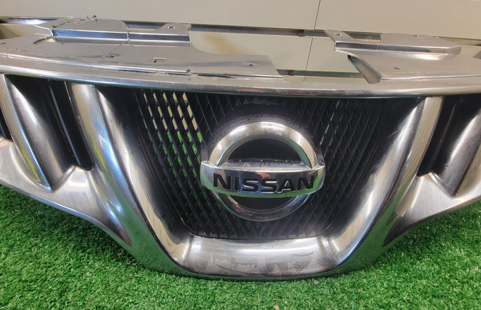 🔥09-10 NISSAN MURANO FRONT CHROME GRILLE WITH EMBLEM FACTORY Assembly OEM