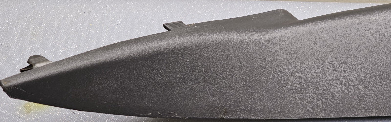 🔥99-06 SILVERADO SIERRA Roof Molding A PILLAR Trim LEFT Driver DARK GRAY P3