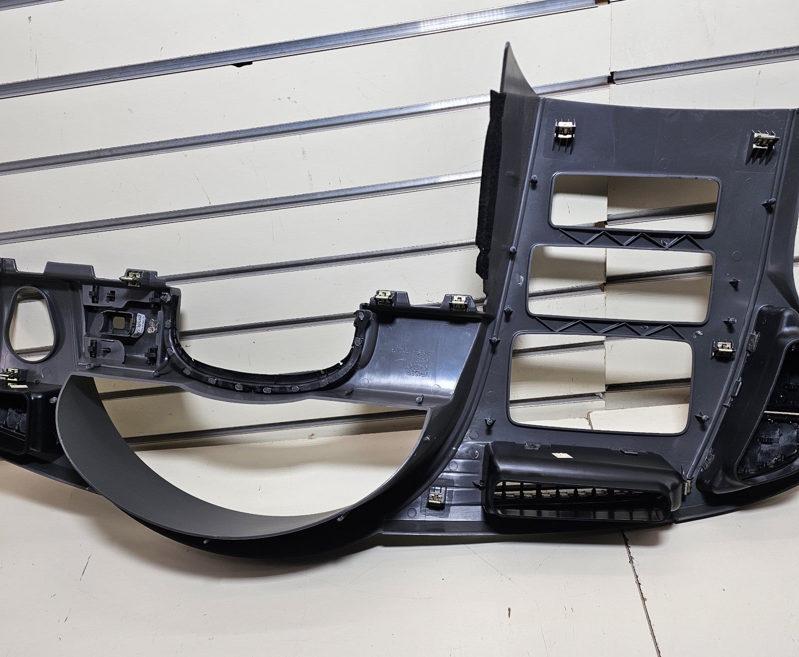 🔥05-07 Rendezvous Center Dash Instrument Cluster Speedometer Radio Bezel Black