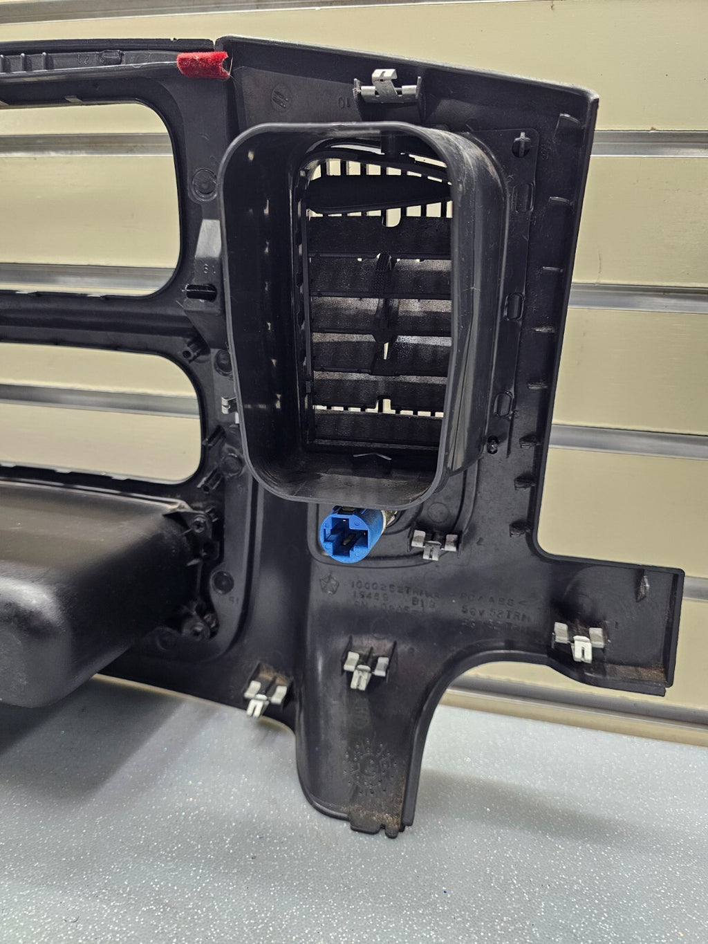 🔥02-05 Dodge RAM Dash RADIO SUUROUND Bezel Climate Trim Panel Storage Black B10