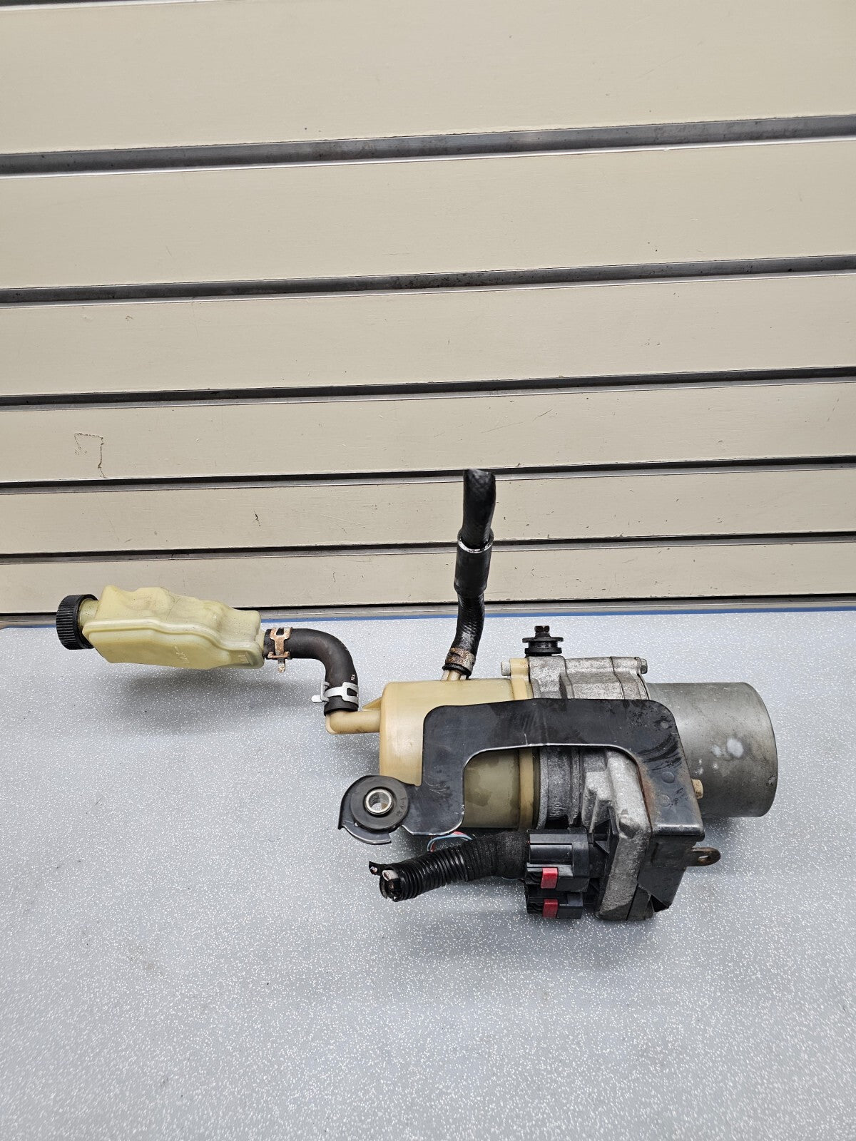 🔥2010-2011 MAZDA 3 ELECTRIC POWER STEERING PUMP ASSIST MOTOR ASSEMBLY