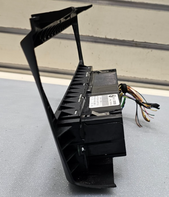 🔥04-10 BMW X3 FRONT CENTER HVAC CLIMATE TEMPERATURE CONTROL UNIT BEZEL OEM