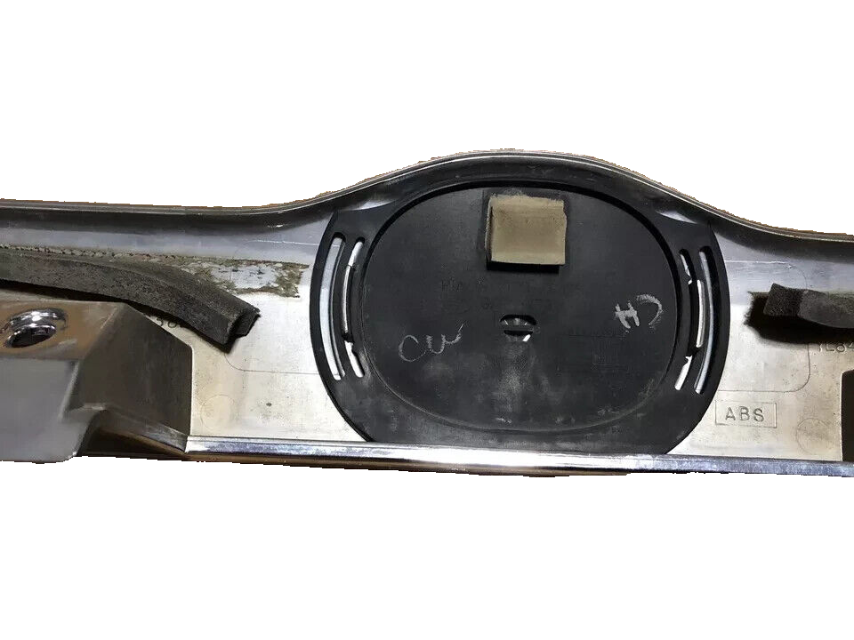 🔥01-06 Mazda Tribute Lift Gate Hatch Trim Cover Chrome OEM