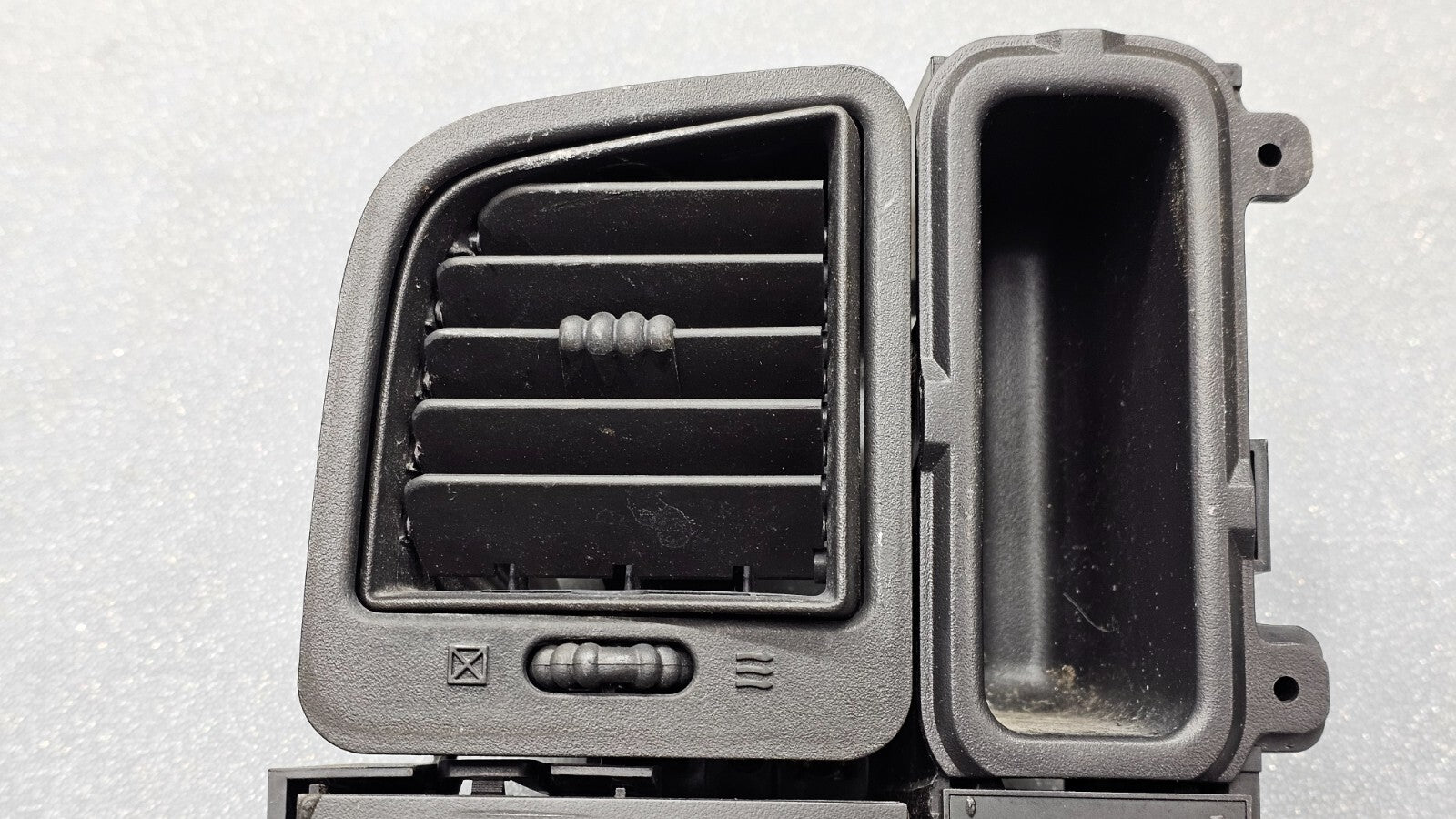🔥99-06 Chevy Silverado Sierra Headlight Switch left Driver Air Vent Black HS19