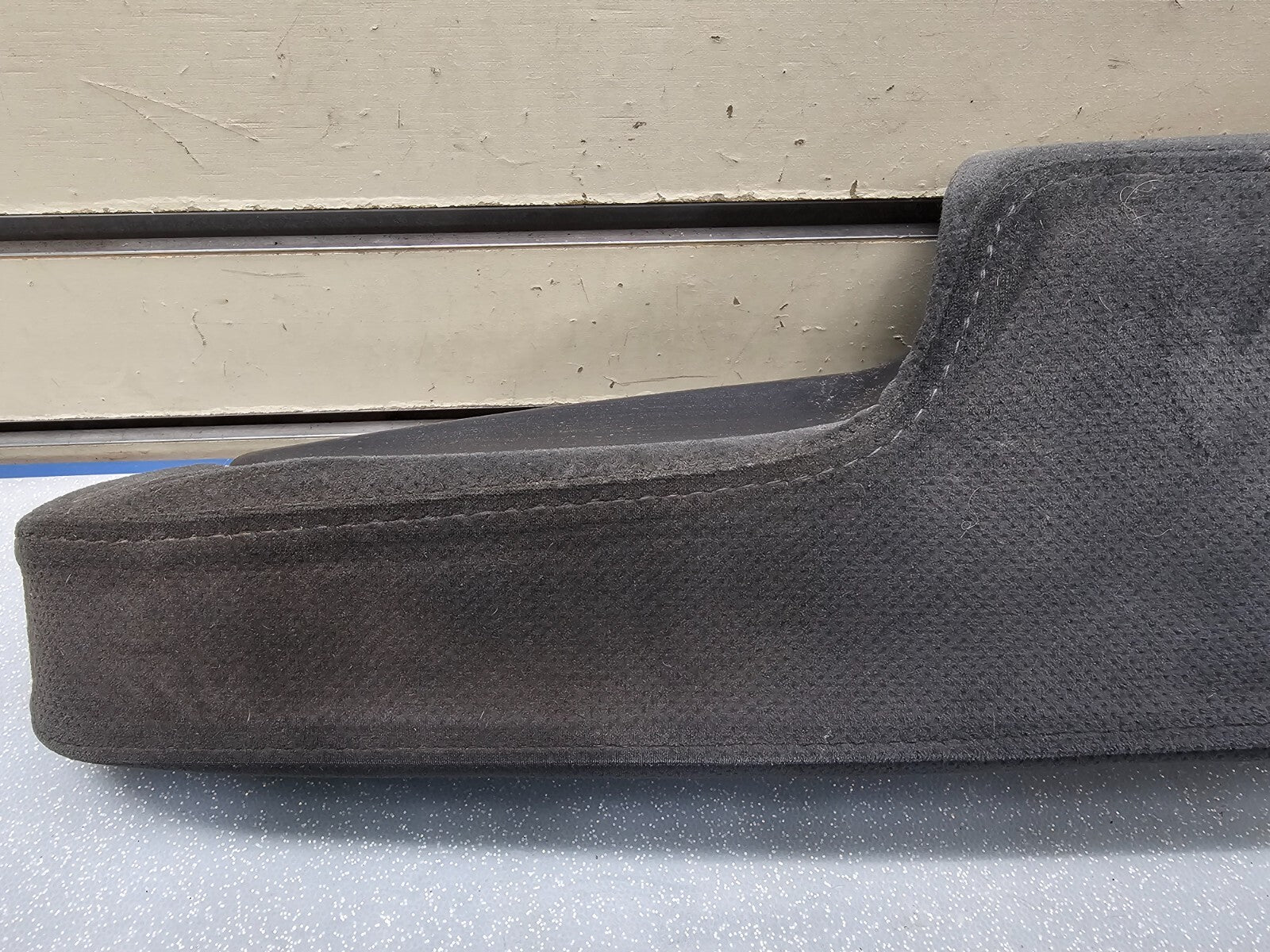 🔥01-05 Honda Civic Front Center Console Cover Arm Rest Lid Cover Gray Cloth OEM
