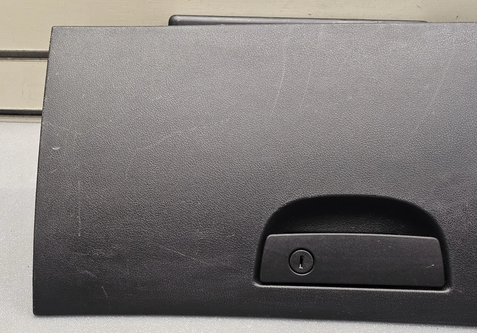 🔥05-14 Challenger Magnum 300 Dash Glove Box Storage Compartment Assembly Black