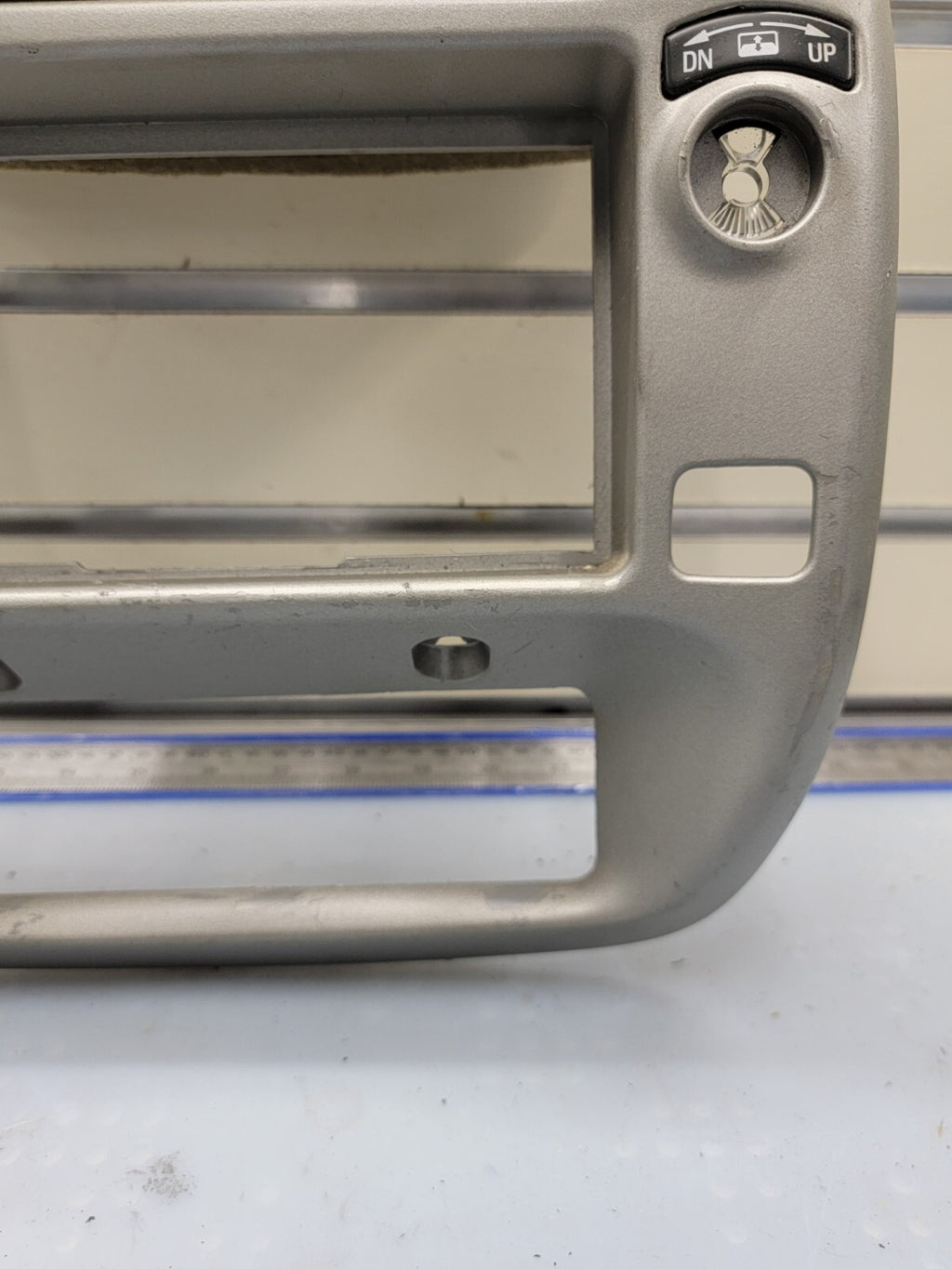 1995-2010 Ranger EXPLORER Radio Center Dash Trim Bezel 4x4 Fog Air Vent BLACK B2