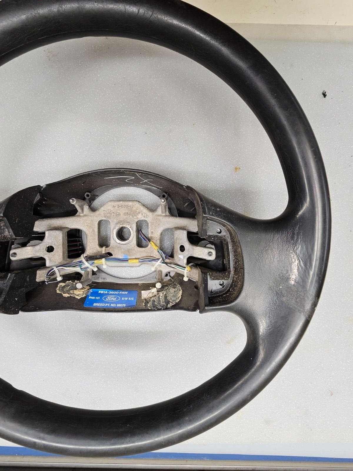 99-07 FORD F250 F350 SUPER DUTY PICKUP Steering Wheel Leather Column Shift Black