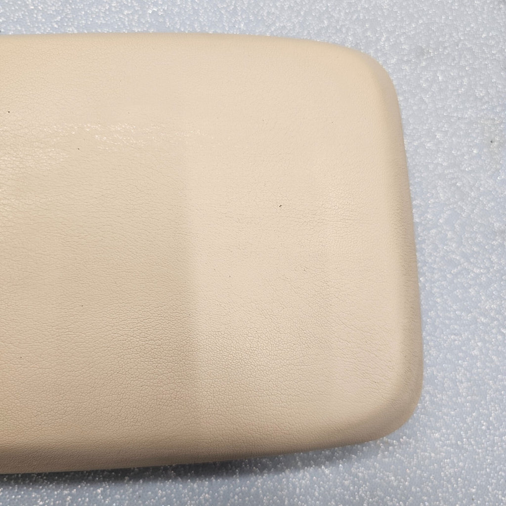 05-09 EQUINOX TORRENT Front Floor Center Console Lid Armrest Top Pad Storage Tan