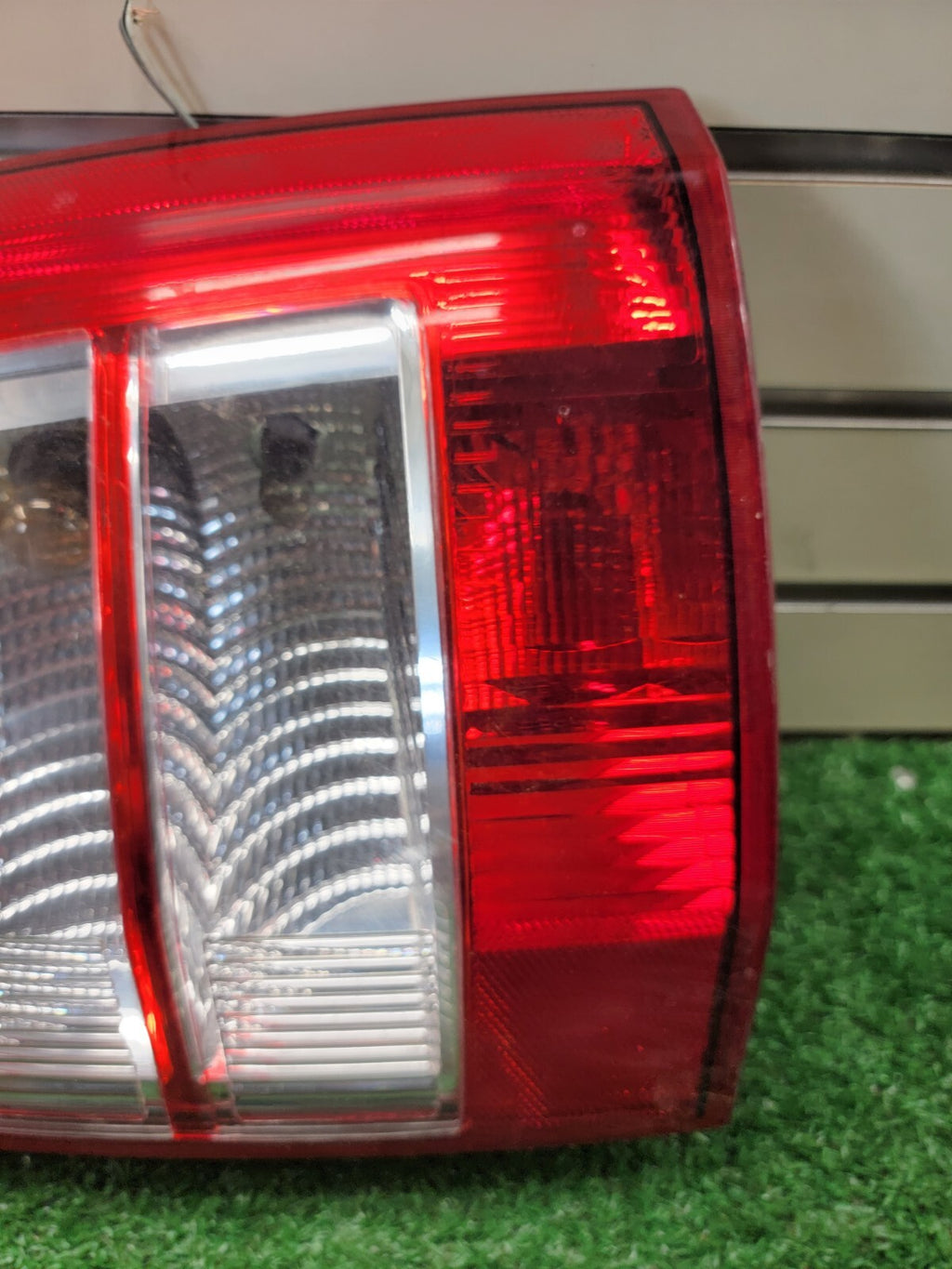 🔥2007-2010 Jeep Compass Right Passenger Tail Light Assembly Lamp Chrome OEM