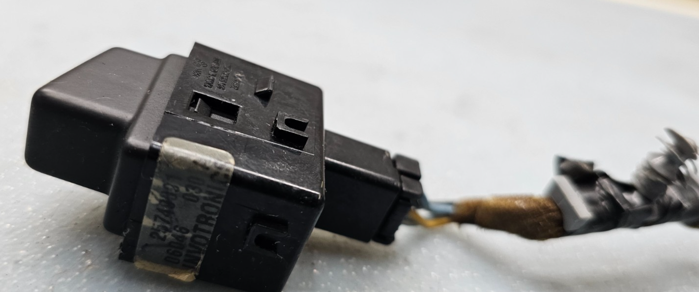 🔥03-07 Cadillac CTS SRX Hazard Emergency Flasher Warning Light Switch OEM BLACK