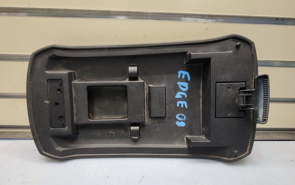 07-10 Ford Edge Front Center Console Lid Leather Arm rest Assembly Top Pad Cover