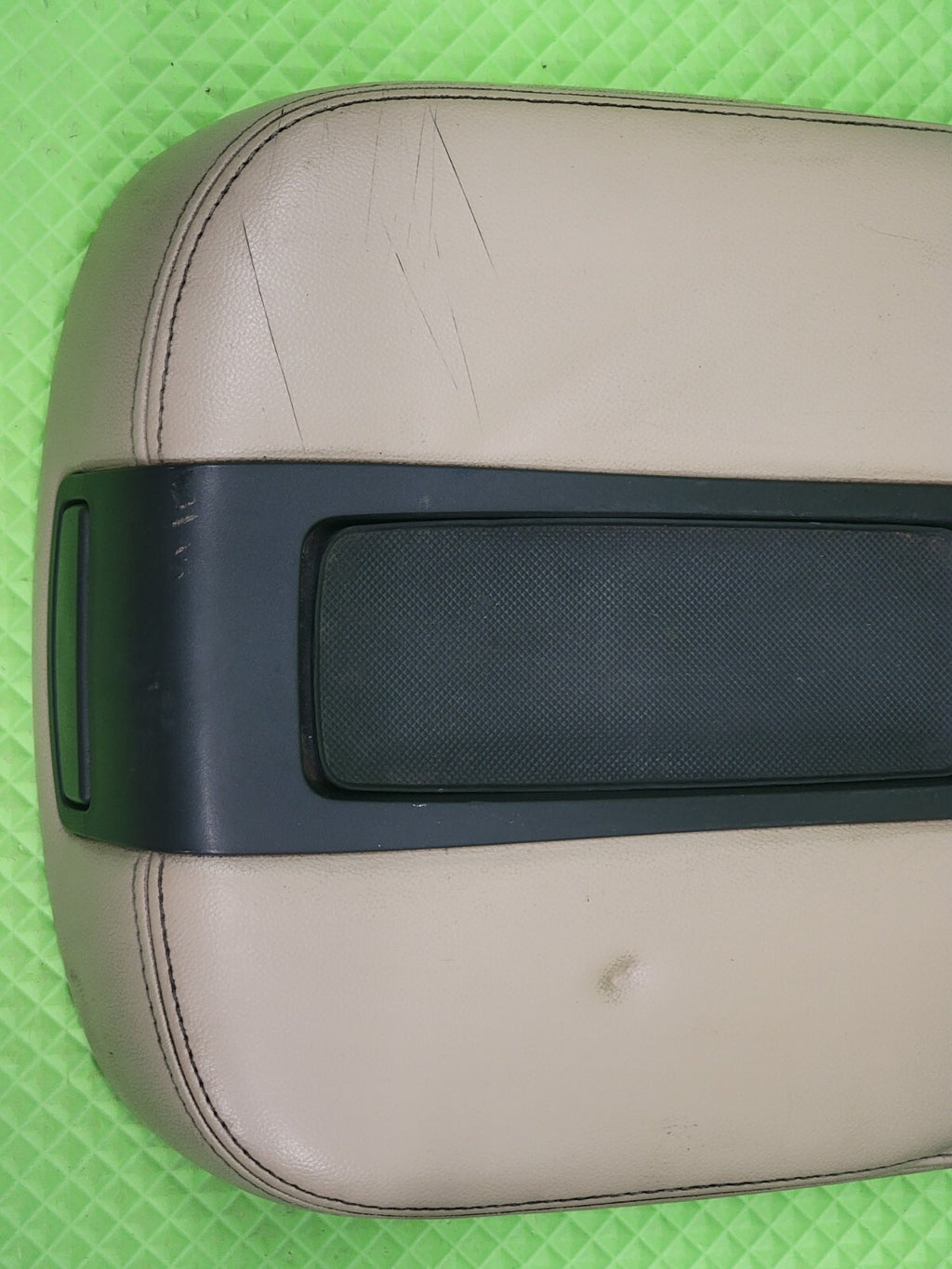 🔥07-13 Chevy Tahoe, Suburban, Yukon Leather Console Lid Armrest Cover TAN JS5