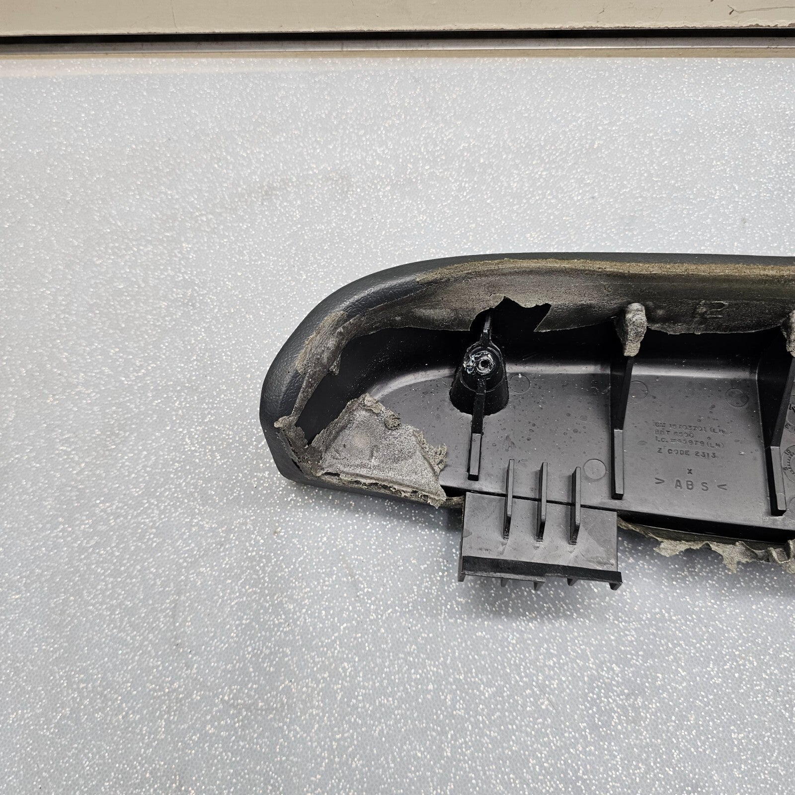 🔥99-02 Chevrolet GMC Silverado Tahoe Front Left Door Armrest Handle Graphite H1