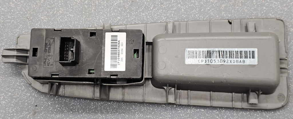 07-11 Charger Dakota Chrysler 200 300 Right Passenger Power Window Switch Gray