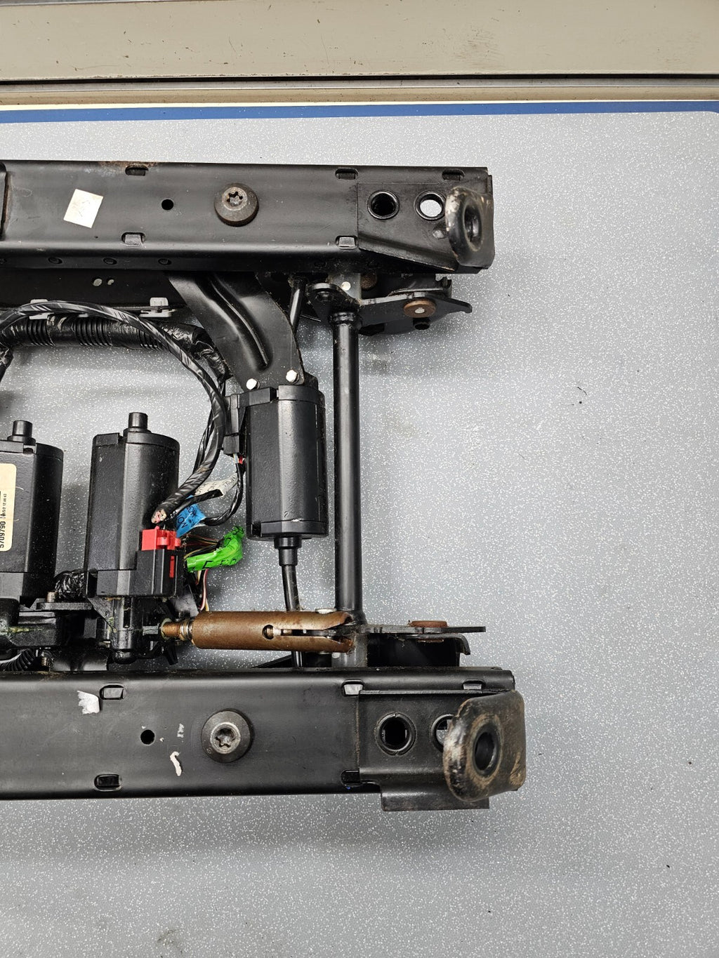🔥99-04 Jeep Grand Cherokee WJ Driver Electric Power Seat Base Track NO Memory