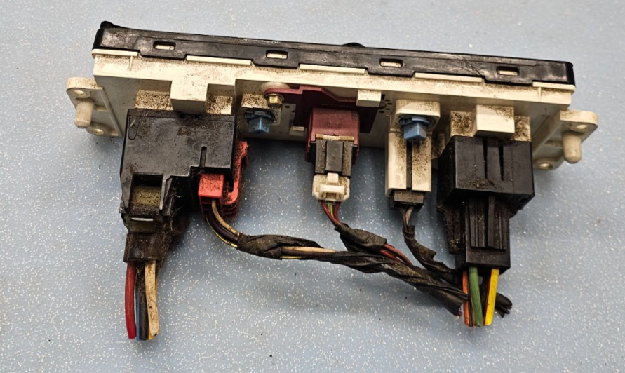 95-04 RANGER EXPLORER DASH HEATER CLIMATE CONTROL TEMPERATURE UNIT CONDITIONING