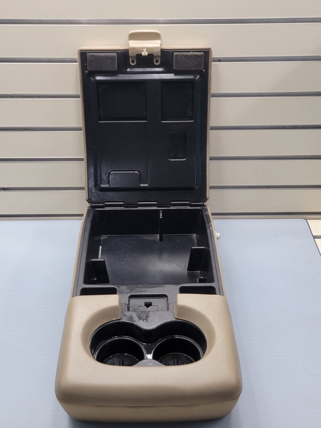 04-08 Ford F-150 Jump Seat Center Console Armrest w/2 Cup Holder Cloth Tan JS1