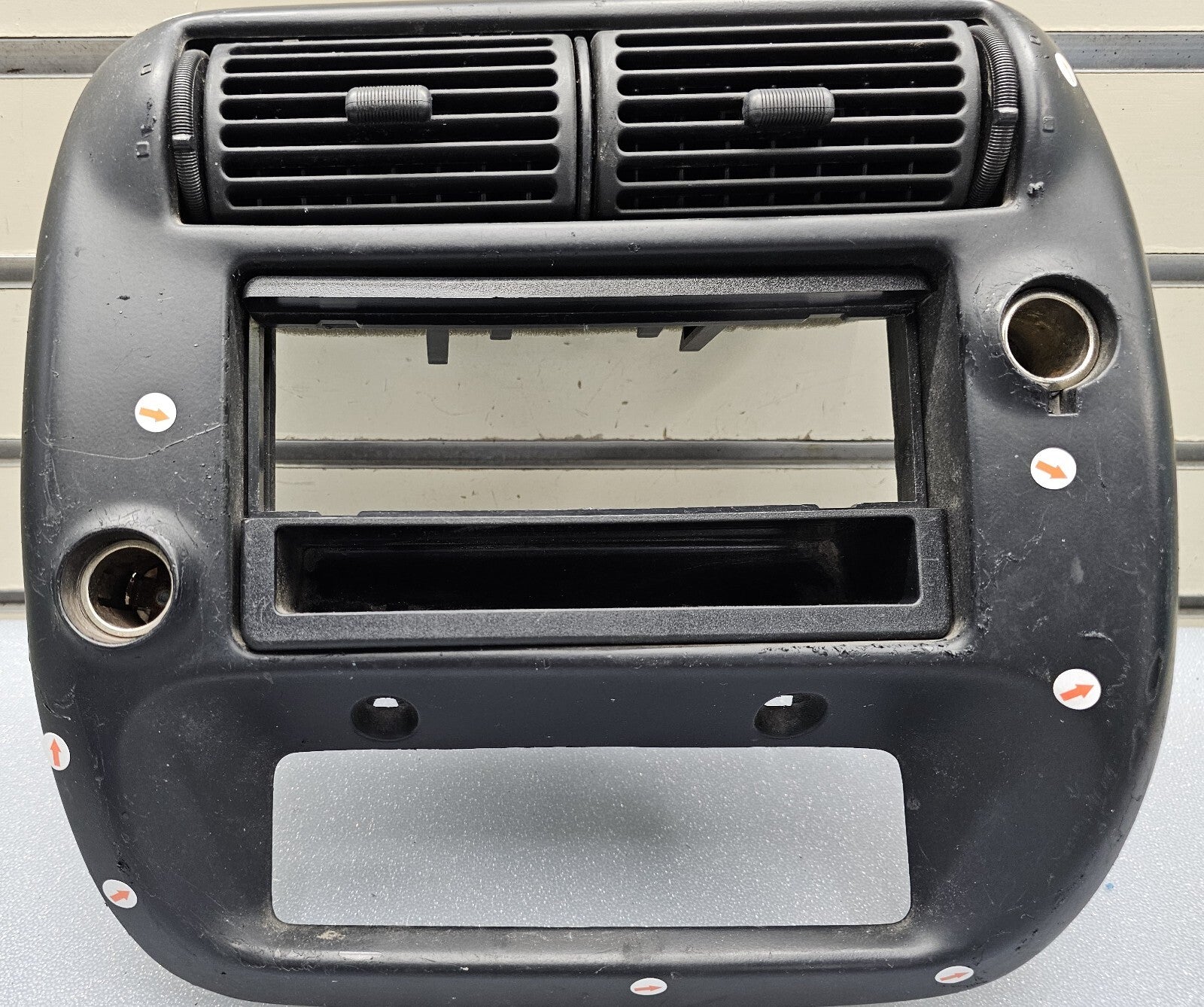 95-10 Ranger EXPLORER Center Dash Radio Stereo Display Bezel Trim Panel BLACK B2