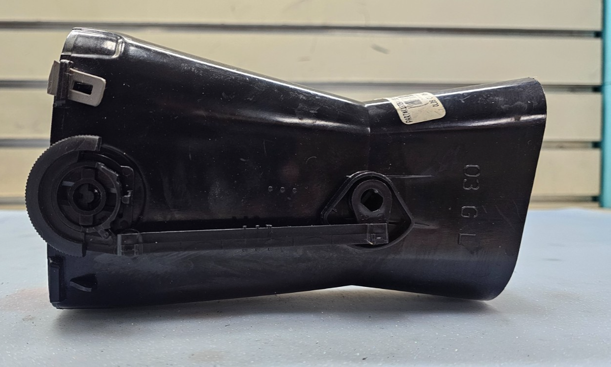 🔥2004-2007 Buick Rainier Right Passenger Dash Air Vent Deflector OEM BLACK