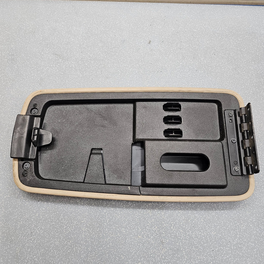 05-09 EQUINOX TORRENT Front Floor Center Console Lid Armrest Top Pad Storage Tan
