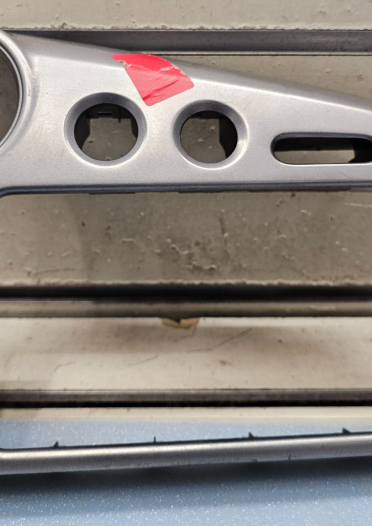 🔥2003-2008 Toyota MATRIX / Pontiac VIBE Center Dash Radio Bezel Trim Silver B26