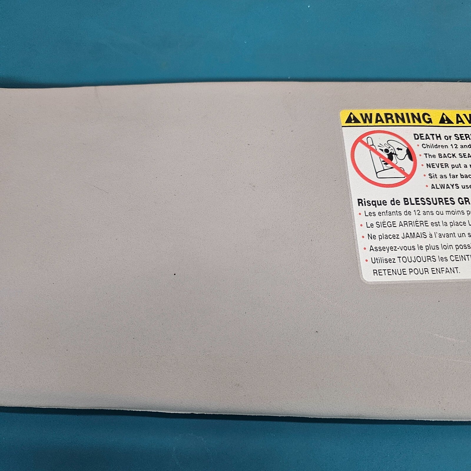 00-07 Ford Focus Driver Front Left Driver Cloth Sun Visor Sunshade W/Mirror Gray