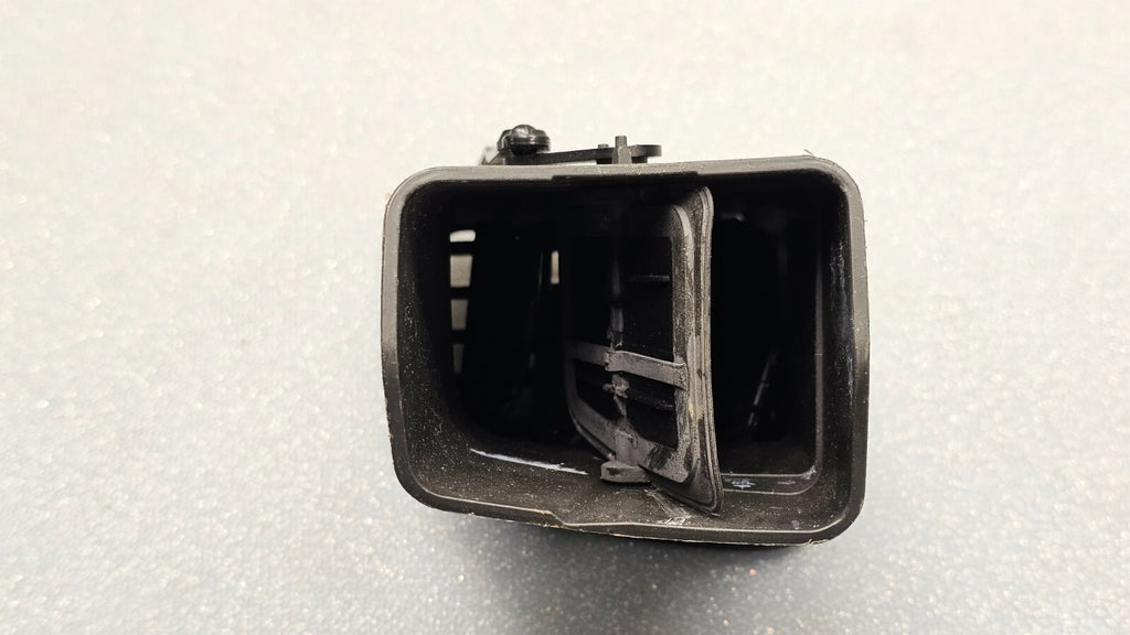 🔥11-17 Buick Regal CLX Dash Left Driver A/C Air Vent Heater Conditioning BLACK