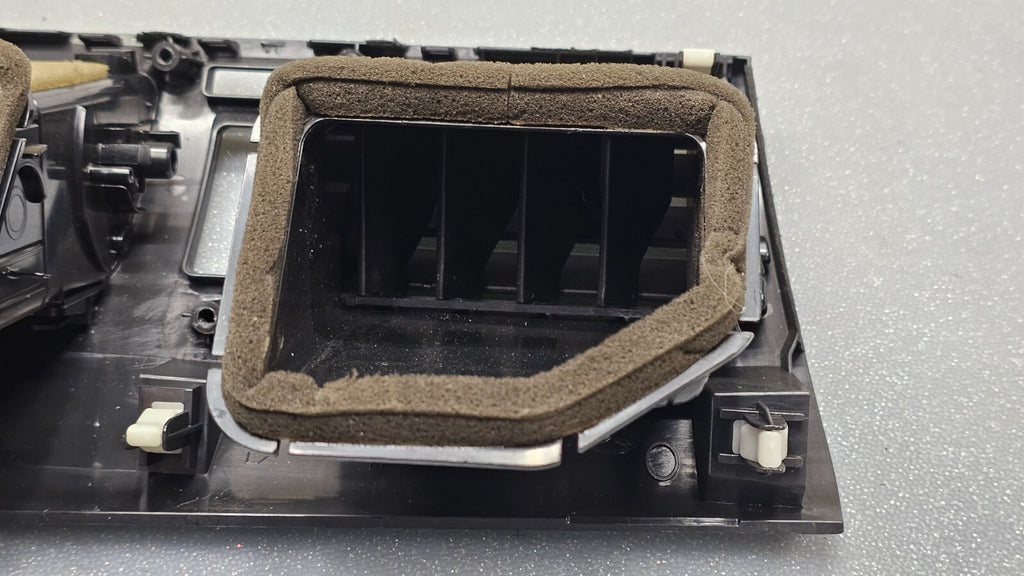 🔥10-13 MAZDA 3 SPORT DASHBOARD CENTER AIR VENT Heater Conditioning Black