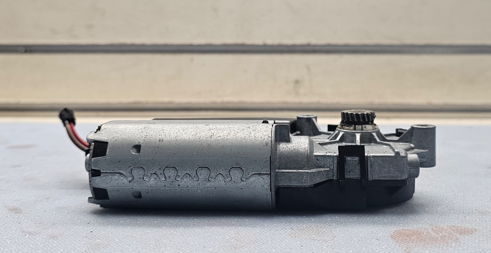 07-16 VOLKSWAGEN EOS Sun Roof Sunroof Motor Actuator OEM