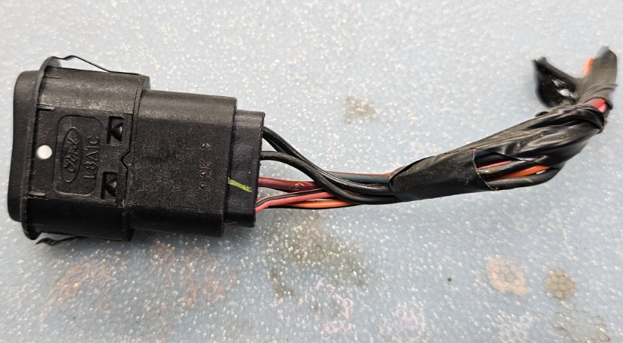 03-11 Town Car Excursion Explorer Pedal Height Adjustment Adjuster Switch Black