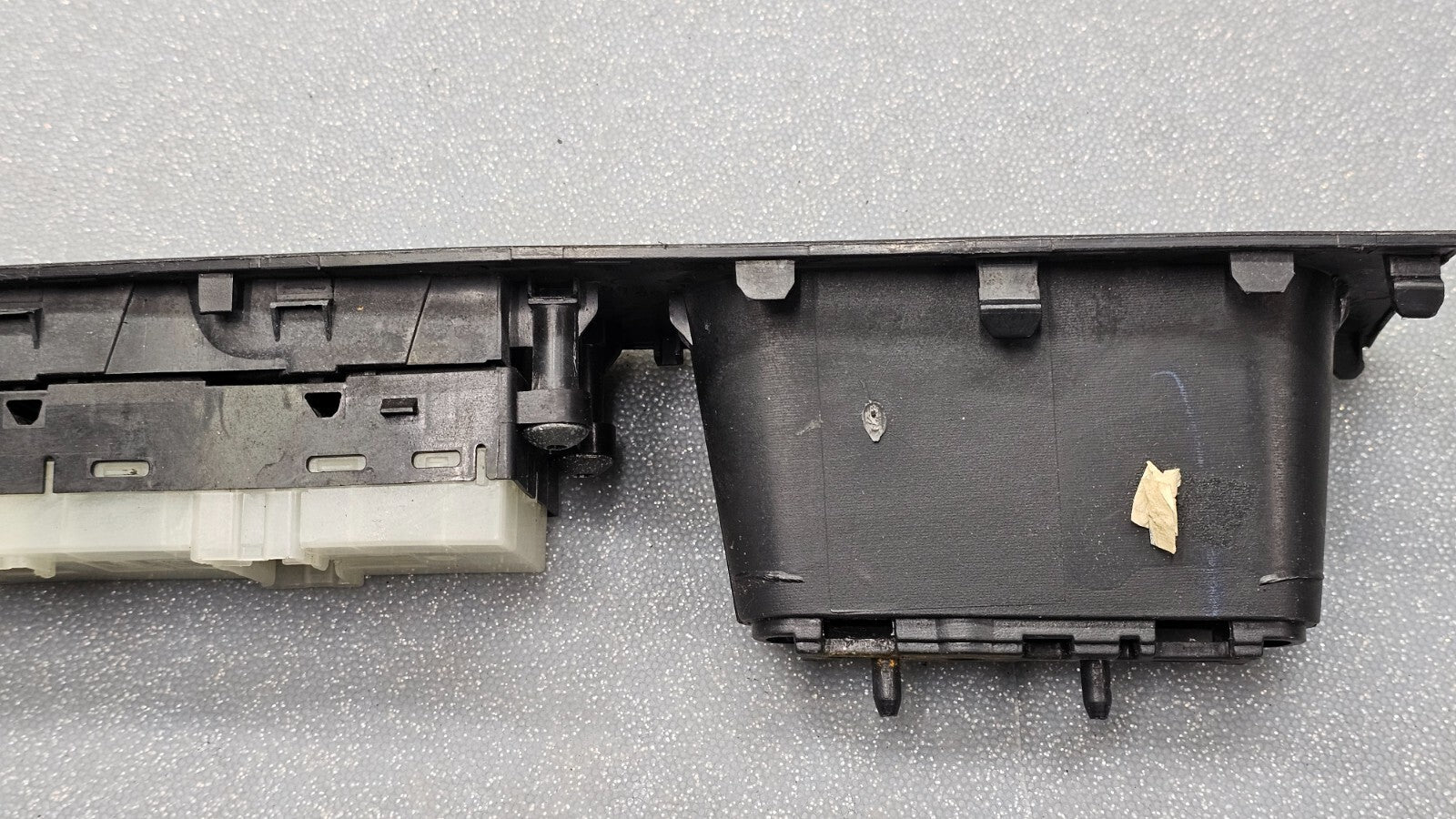 07-10 Nissan Sentra Front Left Driver Master Power Window Switch Assembly Black