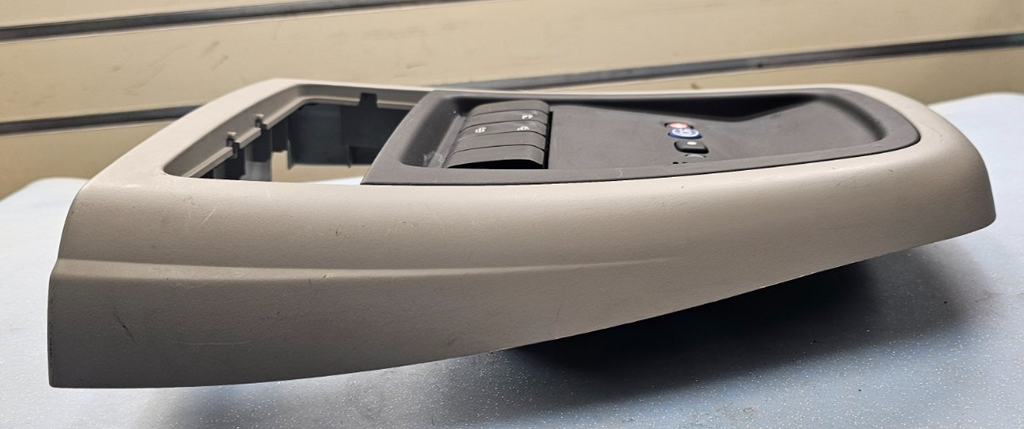 🔥2005-2009 UPLANDER TERRAZA MONTANA Overhead Console w/ Map Lights GRAY OEM