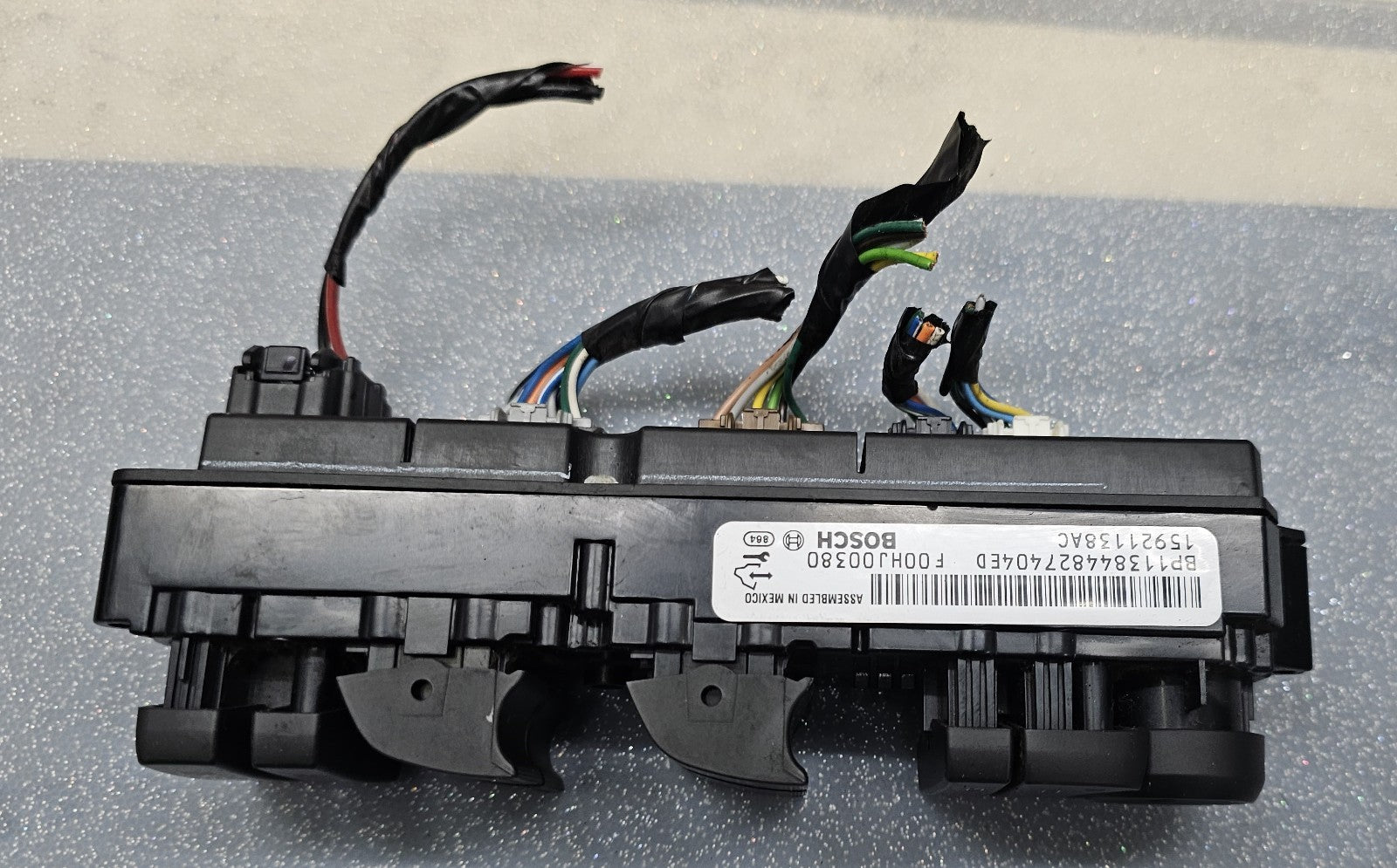 10-17 Buick Enclave Driver Left Door Master Power Window Control Switch Assembly