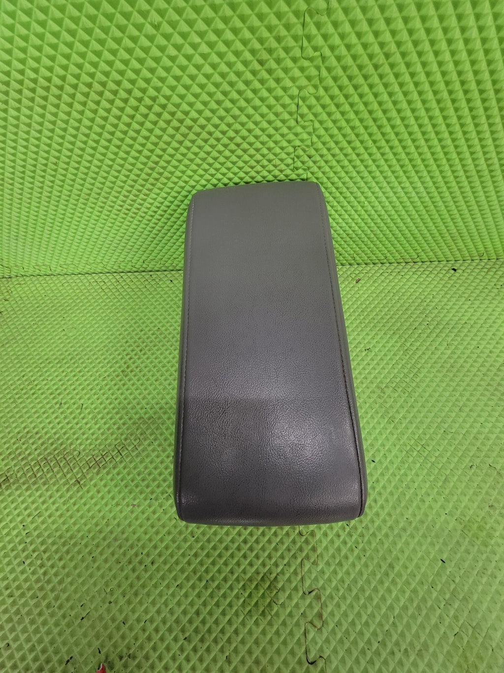 🔥04-11 Ford Ranger Center Console Armrest Lid Storage Compartment Leather GRAY