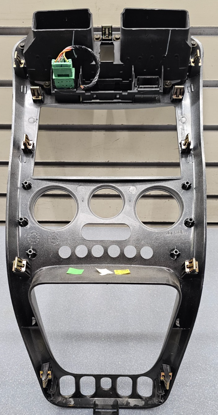 🔥05-06 Chevy Equinox Center Dash Radio Climate Control Bezel Trim Panel Silver