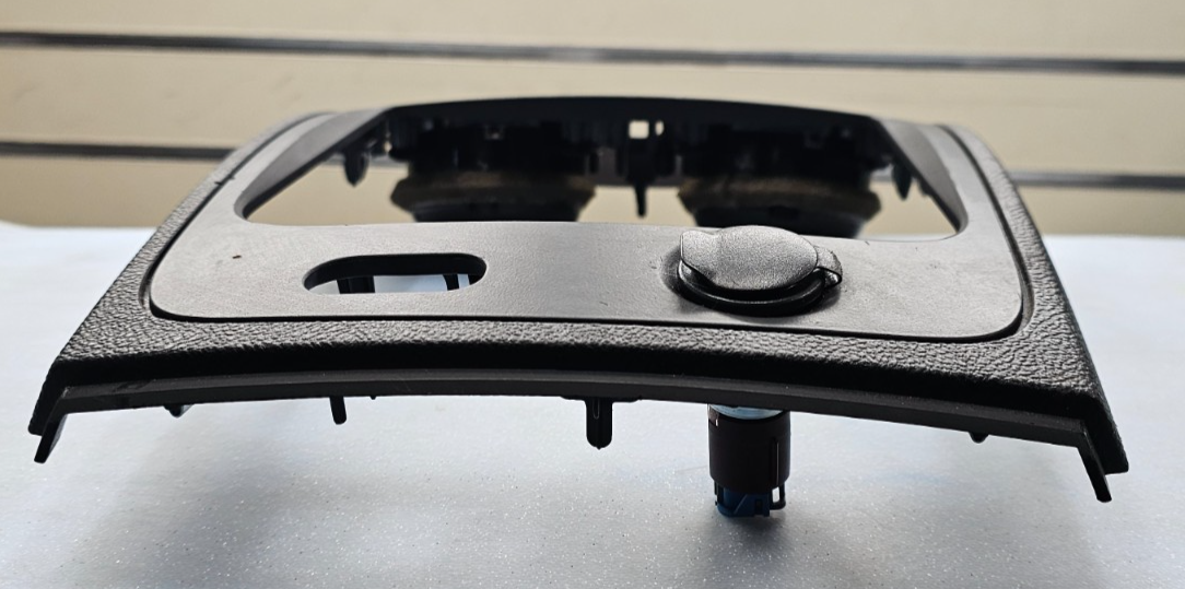 🔥06-11 Chevrolet HHR Center Dash Radio Climate Panel Trim Bezel Vents Black